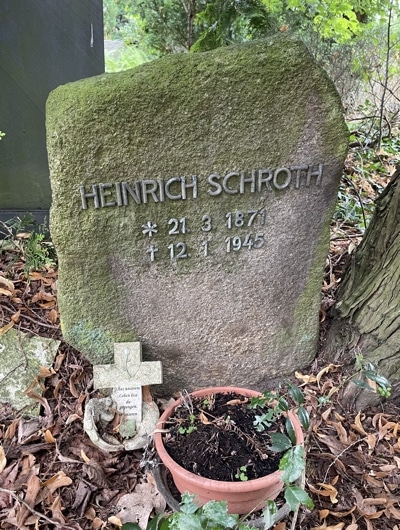 Grab Heinrich Schroths in Groß Glienicke